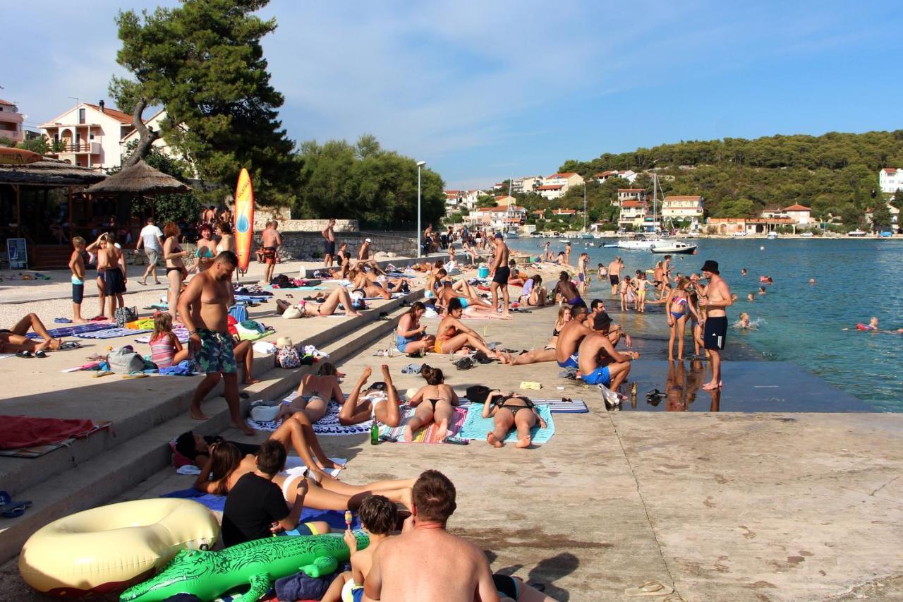 Apartments By The Sea Tisno, Murter - 812 Dış mekan fotoğraf