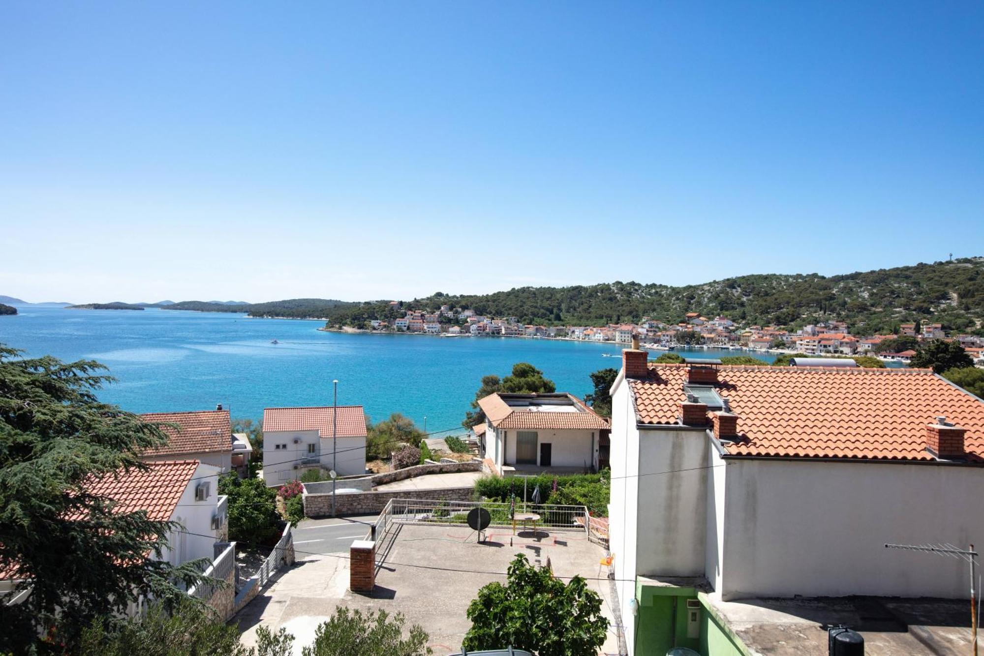 Apartments By The Sea Tisno, Murter - 812 Dış mekan fotoğraf